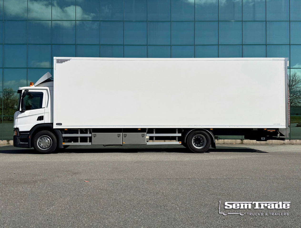 Scania P320 Heiwo 16 Karrenbak 275 CM Hoog Kachel 2.500 KG Klep Super Staat - Tovornjak zabojnik: slika 2 Scania P320 Heiwo 16 Karrenbak 275 CM Hoog Kachel 2.500 KG Klep Super Staat - Tovornjak zabojnik: slika 2