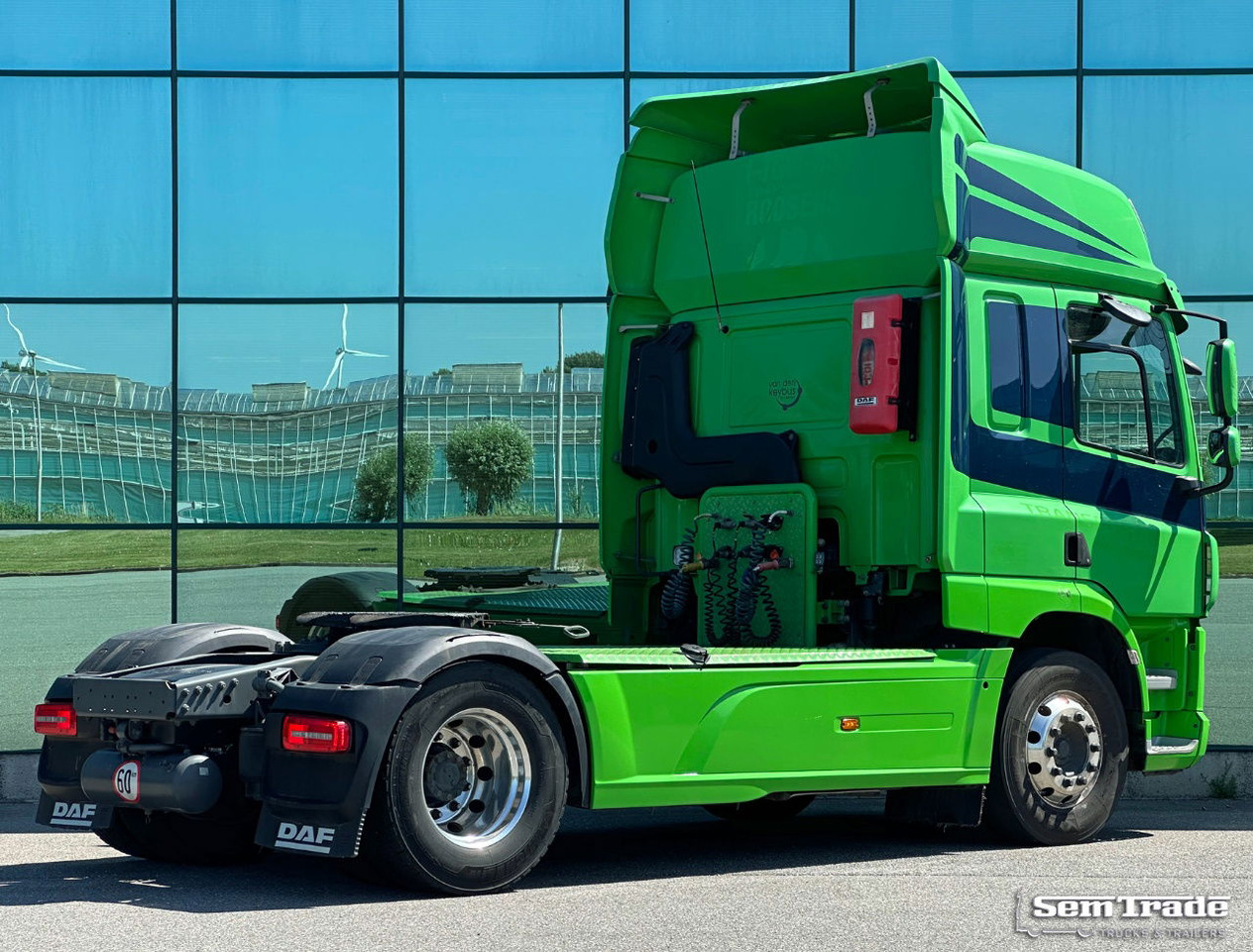 DAF CF 440 FT Space CAB 2x Tank Only 536.000 KM TOP Condition Belgium Truck - Vlačilec: slika 4 DAF CF 440 FT Space CAB 2x Tank Only 536.000 KM TOP Condition Belgium Truck - Vlačilec: slika 4