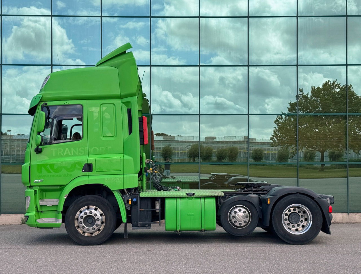 DAF CF 450 FTP Space CAB Only 447.500 KM 2x Tanks TOP Condition Belgium Truck - Vlačilec: slika 2 DAF CF 450 FTP Space CAB Only 447.500 KM 2x Tanks TOP Condition Belgium Truck - Vlačilec: slika 2