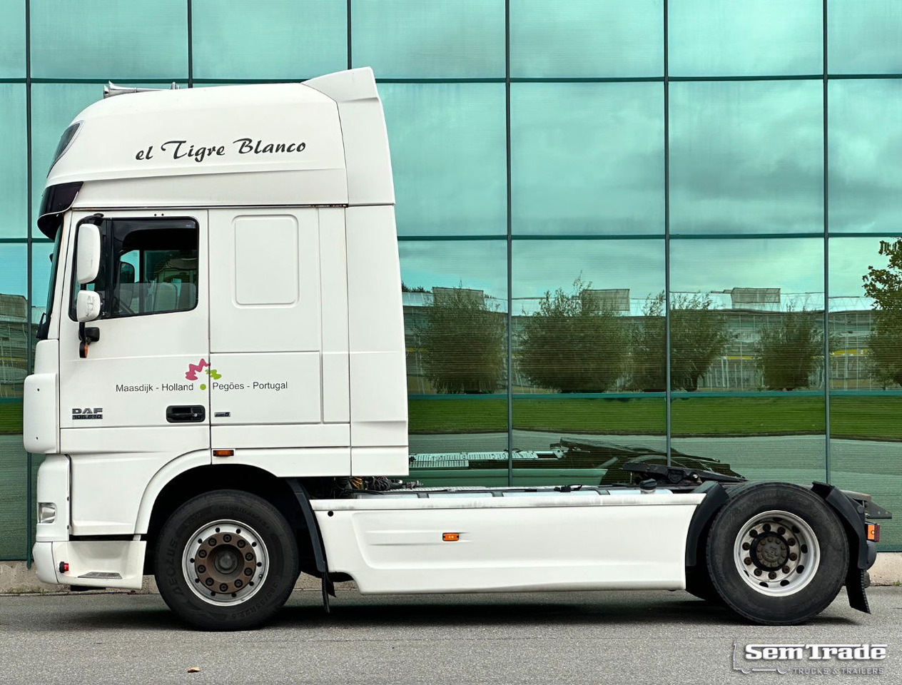 DAF XF 105.510 Euro 5 FT SSC Manual Gearbox Only 798.000 KM Holland Truck - Vlačilec: slika 2 DAF XF 105.510 Euro 5 FT SSC Manual Gearbox Only 798.000 KM Holland Truck - Vlačilec: slika 2