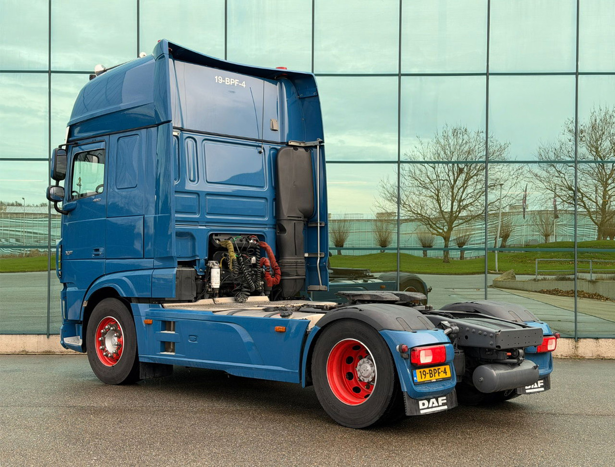 DAF XF 480 SSC Retarder - Intarder 2x Tanks Only 504.000 KM NEW APK-TUV Super Condition NL Truck - Vlačilec: slika 3 DAF XF 480 SSC Retarder - Intarder 2x Tanks Only 504.000 KM NEW APK-TUV Super Condition NL Truck - Vlačilec: slika 3