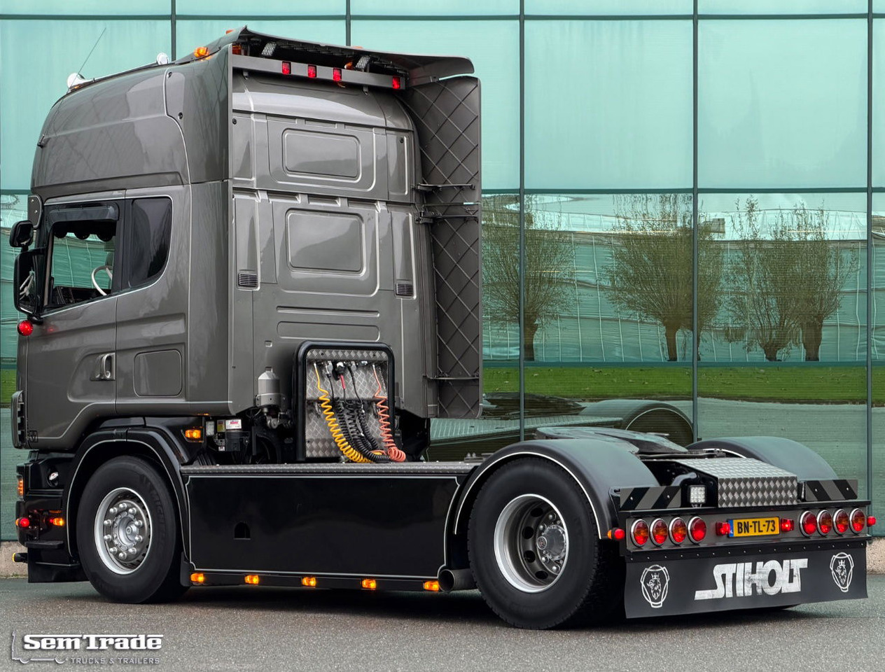 Scania R164-480 V8 King Retarder Manual Gearbox Showtruck Completely Rebuild Unique Condition - Vlačilec: slika 3 Scania R164-480 V8 King Retarder Manual Gearbox Showtruck Completely Rebuild Unique Condition - Vlačilec: slika 3