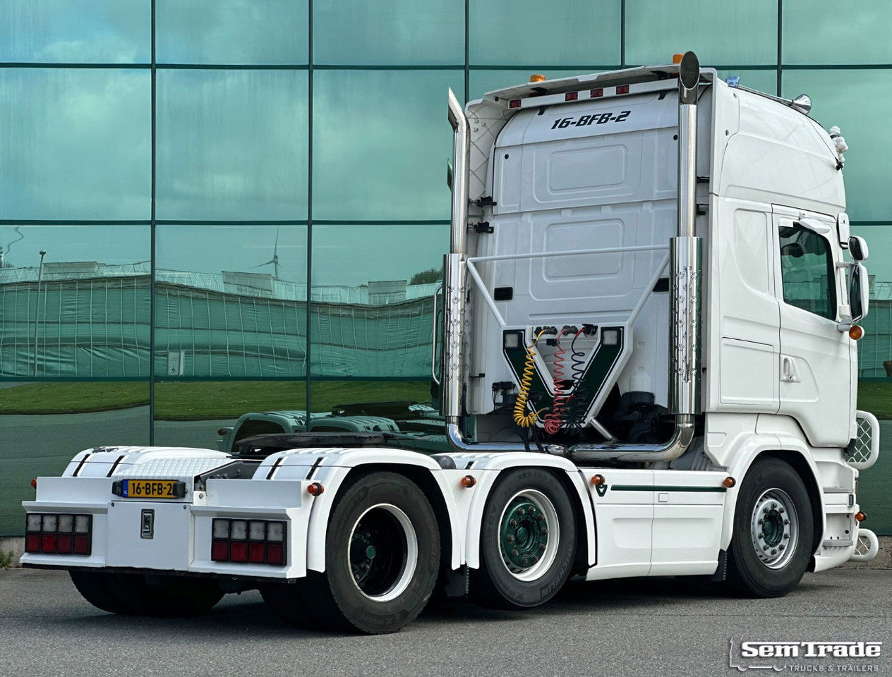 Scania R520 V8 Manual Gearbox Special Interior NEW Smart Tacho 2 Holland-Truck - Vlačilec: slika 4 Scania R520 V8 Manual Gearbox Special Interior NEW Smart Tacho 2 Holland-Truck - Vlačilec: slika 4
