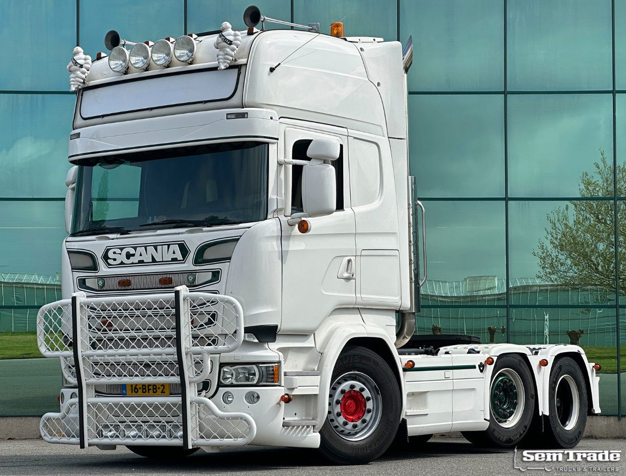 Scania R520 V8 Manual Gearbox Special Interior NEW Smart Tacho 2 Holland-Truck - Vlačilec: slika 1 Scania R520 V8 Manual Gearbox Special Interior NEW Smart Tacho 2 Holland-Truck - Vlačilec: slika 1