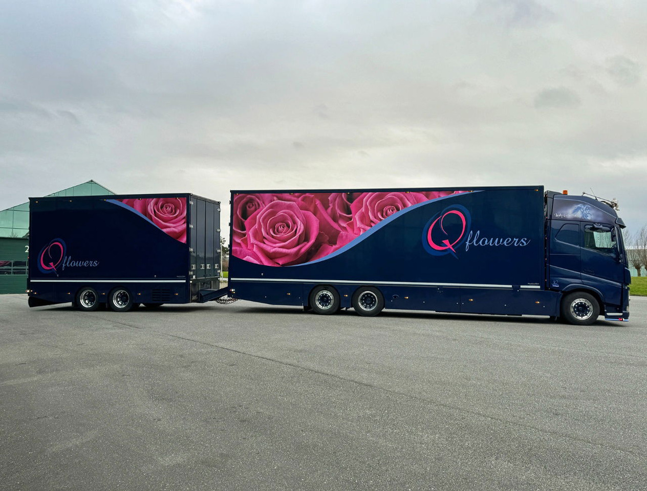 Volvo FH 460 Full Options Special Flower Show Truck Unique Condition - Tovornjak hladilnik: slika 5 Volvo FH 460 Full Options Special Flower Show Truck Unique Condition - Tovornjak hladilnik: slika 5