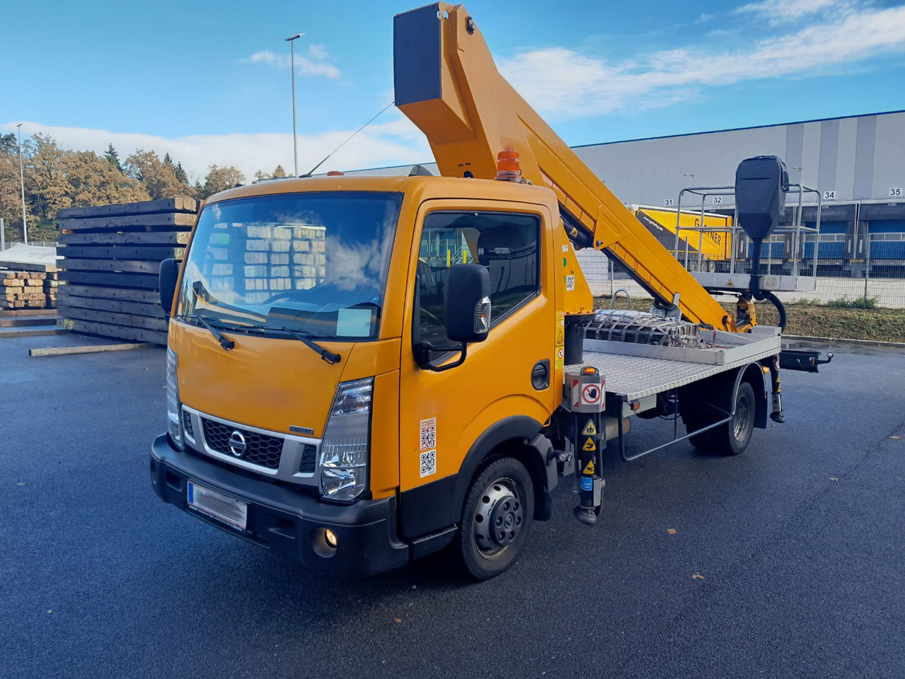 GSR E200T Comfort X - Dvižna ploščad montirana na tovornjak: slika 1 GSR E200T Comfort X - Dvižna ploščad montirana na tovornjak: slika 1