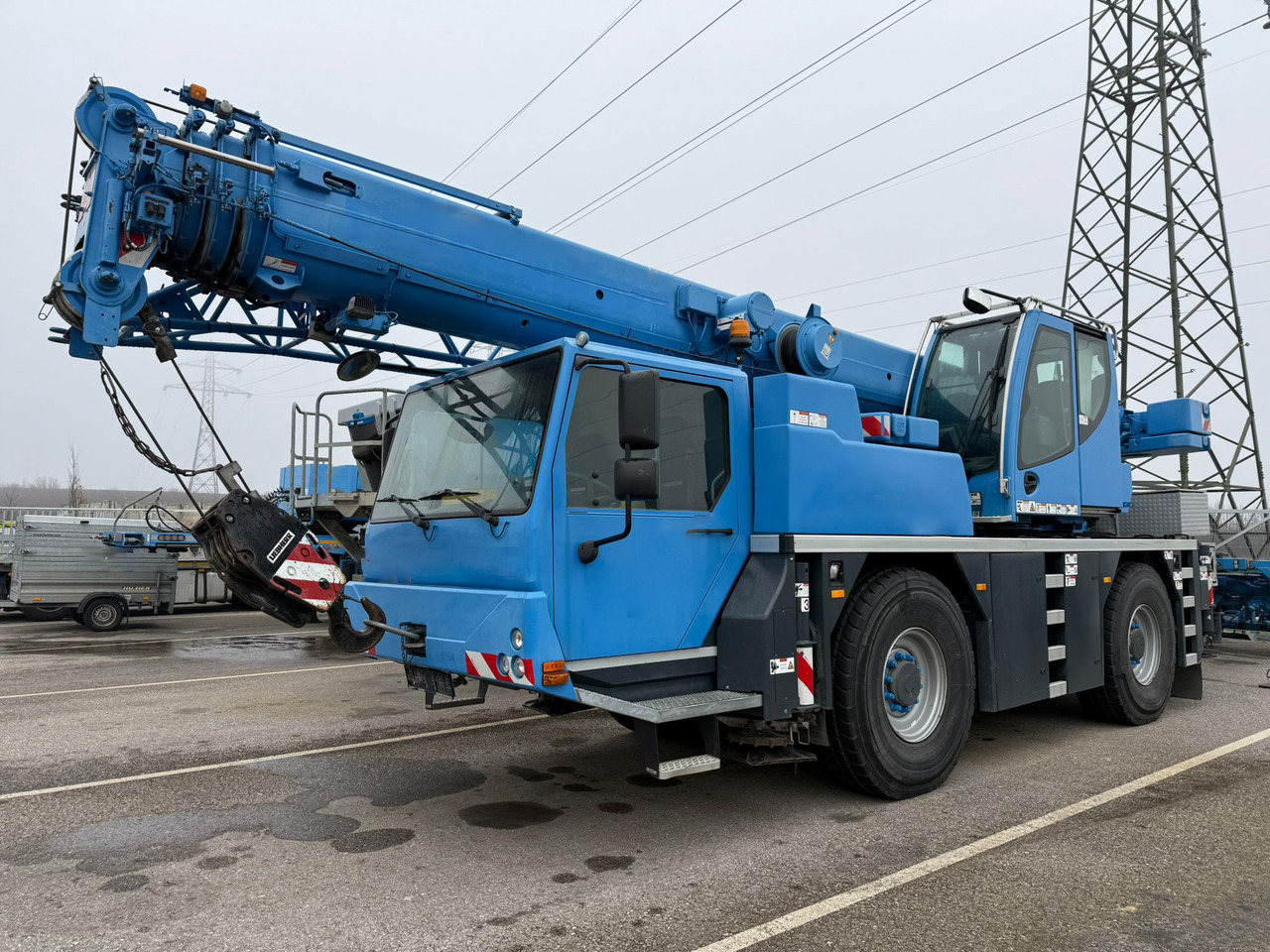 LIEBHERR LTM 1030-2.1 - Avtodvigalo: slika 1 LIEBHERR LTM 1030-2.1 - Avtodvigalo: slika 1