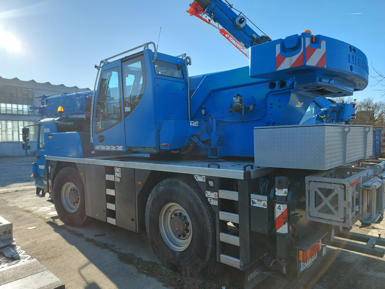LIEBHERR LTM 1030-2.1 - Avtodvigalo: slika 3 LIEBHERR LTM 1030-2.1 - Avtodvigalo: slika 3
