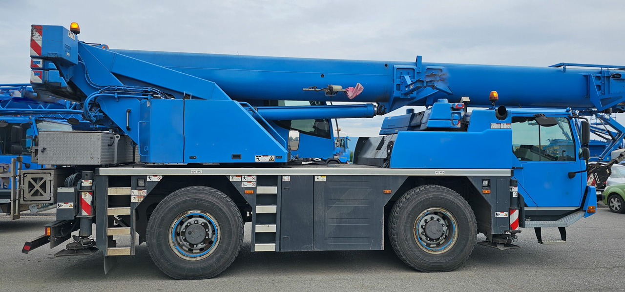 LIEBHERR LTM 1040-2.1 - Avtodvigalo: slika 2 LIEBHERR LTM 1040-2.1 - Avtodvigalo: slika 2