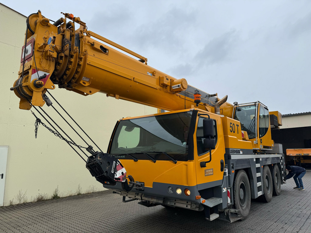 LIEBHERR LTM 1050-3.1 - Avtodvigalo: slika 1 LIEBHERR LTM 1050-3.1 - Avtodvigalo: slika 1