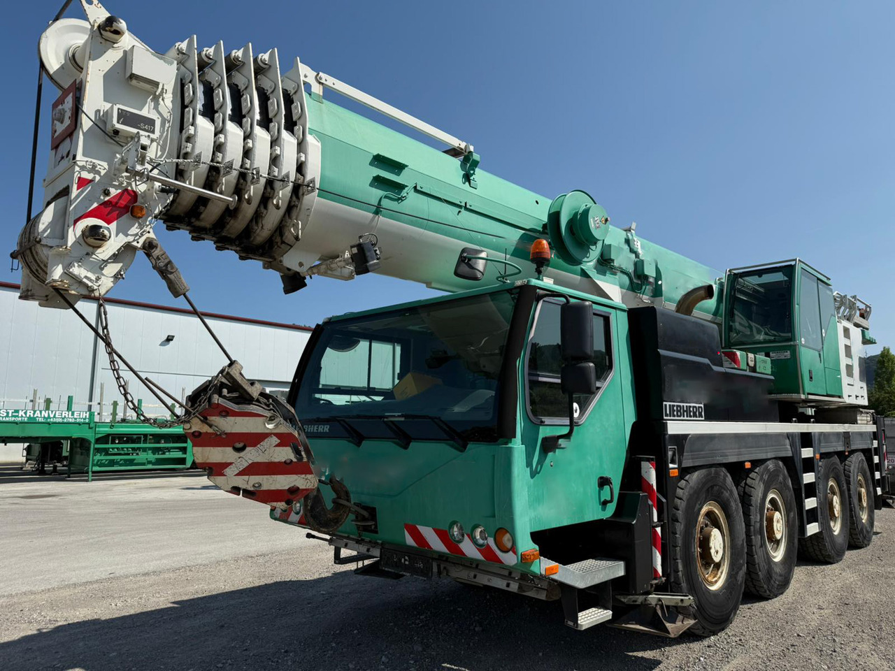 LIEBHERR LTM 1090-4.1 - Avtodvigalo: slika 1 LIEBHERR LTM 1090-4.1 - Avtodvigalo: slika 1