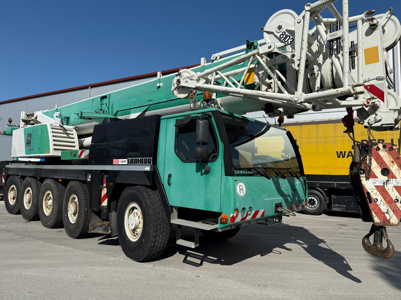 LIEBHERR LTM 1100-5.2 - Avtodvigalo: slika 2 LIEBHERR LTM 1100-5.2 - Avtodvigalo: slika 2