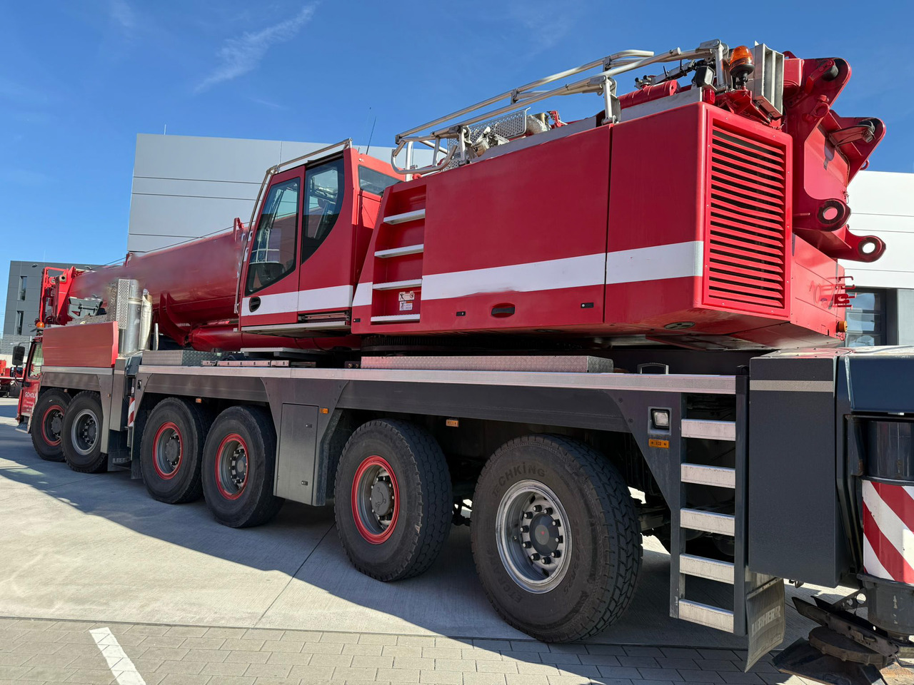 LIEBHERR LTM 1350-6.1 - Avtodvigalo: slika 4 LIEBHERR LTM 1350-6.1 - Avtodvigalo: slika 4
