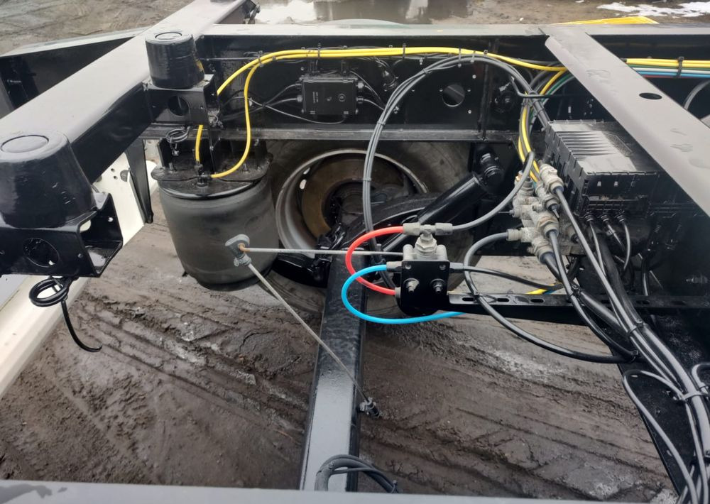 Krone Przyczepa BDF Krone - Kontejnerska prikolica/ Prikolica z zamenljivim tovoriščem: slika 2 Krone Przyczepa BDF Krone - Kontejnerska prikolica/ Prikolica z zamenljivim tovoriščem: slika 2