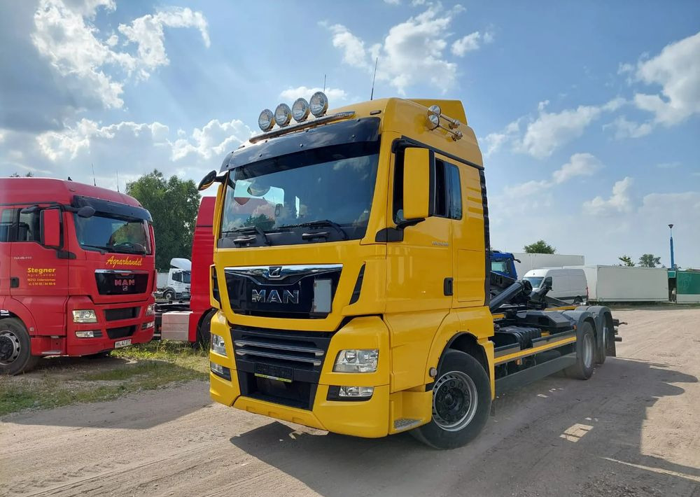 MAN TGX 26-500 Hakowiec oś skrętna - Kotalni prekucni tovornjak: slika 2 MAN TGX 26-500 Hakowiec oś skrętna - Kotalni prekucni tovornjak: slika 2