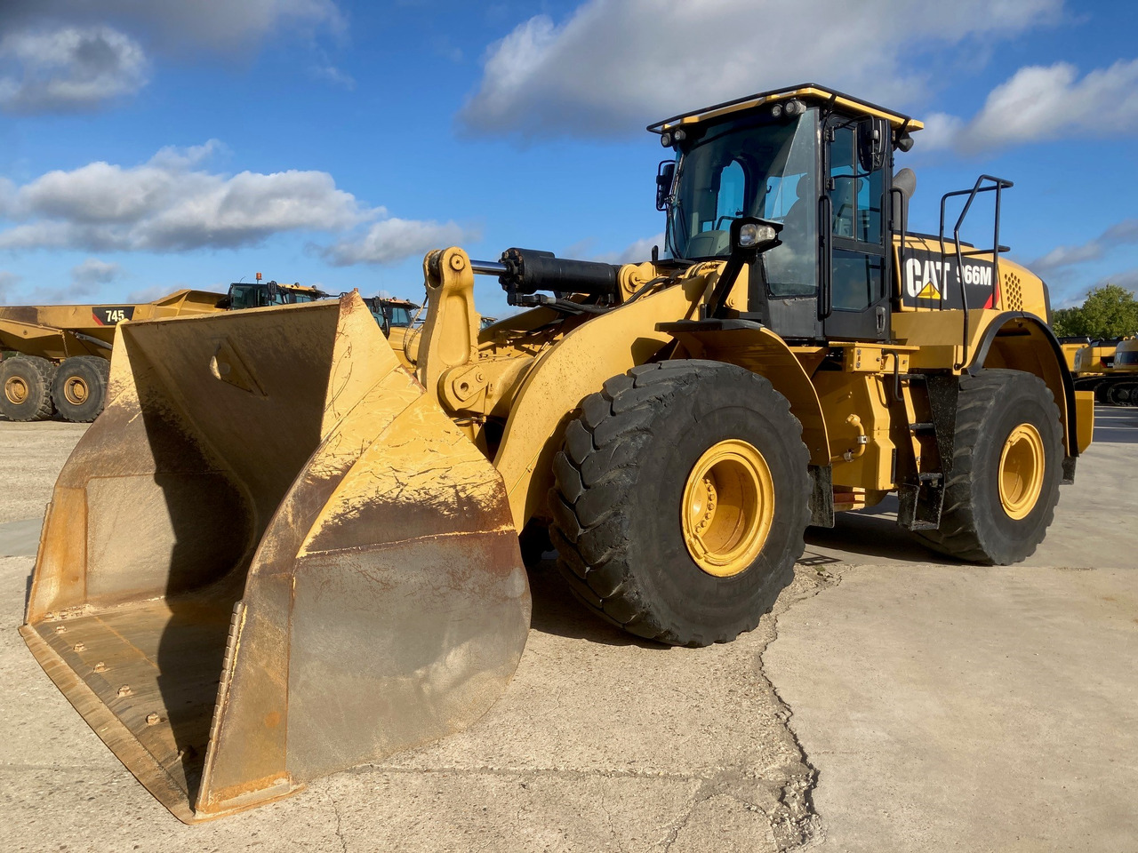 CATERPILLAR 966M - Kolesni nakladalec: slika 3 CATERPILLAR 966M - Kolesni nakladalec: slika 3