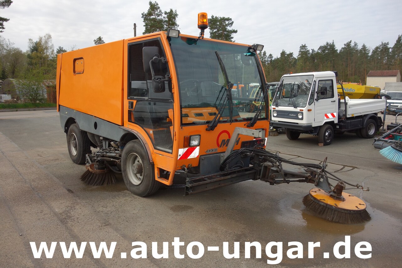 Aebi Schmidt MFH 5000 Kehrmaschine 4-Rad Lenkung Wildkrautbesen - Vozilo za pometanje: slika 3 Aebi Schmidt MFH 5000 Kehrmaschine 4-Rad Lenkung Wildkrautbesen - Vozilo za pometanje: slika 3