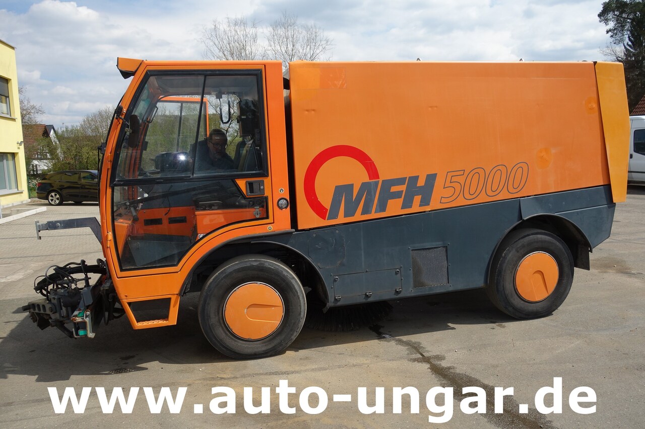 Aebi Schmidt MFH 5000 Kehrmaschine Ersatzteilträger - SpareParts EZ 2000 - Vozilo za pometanje: slika 5 Aebi Schmidt MFH 5000 Kehrmaschine Ersatzteilträger - SpareParts EZ 2000 - Vozilo za pometanje: slika 5