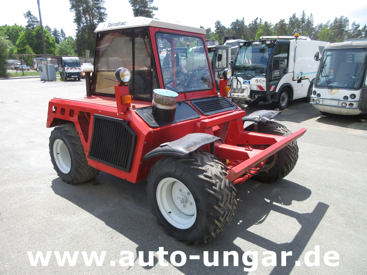 Aebi Terratrac TT88 Bergtraktor Metrac 4x4 Hydrostat 2x Zapfwelle Heckhydraulik - Traktor: slika 1 Aebi Terratrac TT88 Bergtraktor Metrac 4x4 Hydrostat 2x Zapfwelle Heckhydraulik - Traktor: slika 1