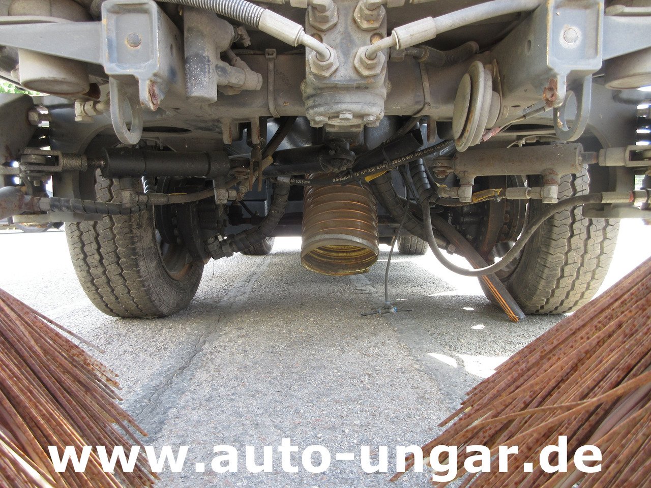 BUCHER CityCat CC1000 ERSATZTEILTRÄGER Kehrmaschine SPAREPARTS - Vozilo za pometanje: slika 4 BUCHER CityCat CC1000 ERSATZTEILTRÄGER Kehrmaschine SPAREPARTS - Vozilo za pometanje: slika 4