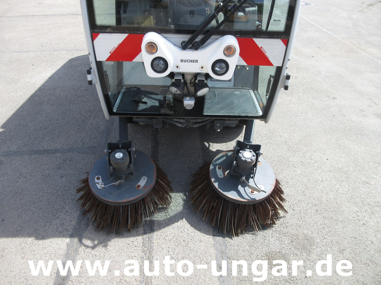 BUCHER CityCat CC1000 ERSATZTEILTRÄGER Kehrmaschine SPAREPARTS - Vozilo za pometanje: slika 3 BUCHER CityCat CC1000 ERSATZTEILTRÄGER Kehrmaschine SPAREPARTS - Vozilo za pometanje: slika 3