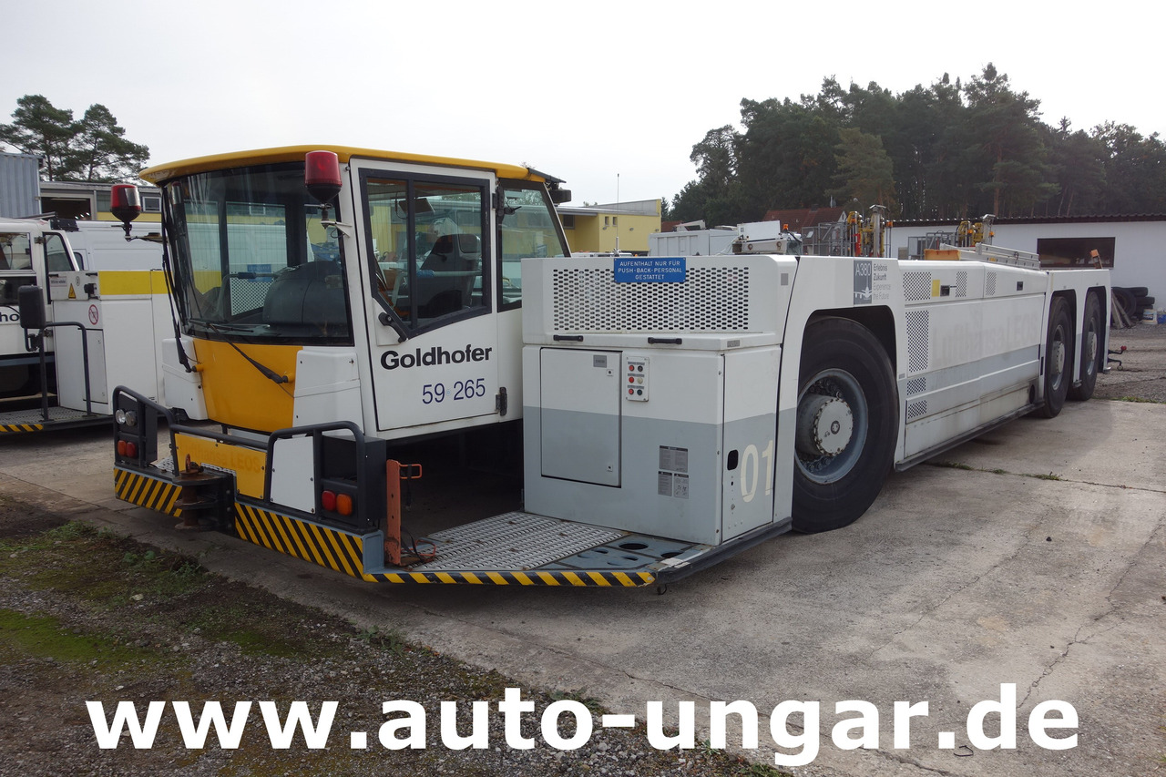 Goldhofer AST-1X 1360 Allradlenkung 6x6 towbarless Pushback Airbus A380 Deutz TCD 2015 V08 - 1.360PS - Vozilo za vleko letal: slika 3 Goldhofer AST-1X 1360 Allradlenkung 6x6 towbarless Pushback Airbus A380 Deutz TCD 2015 V08 - 1.360PS - Vozilo za vleko letal: slika 3