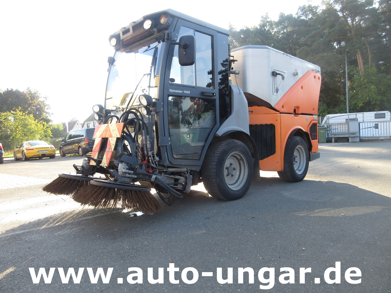 Hako CityMaster CM 1600 Kehrmaschine Knicklenkung Allrad Kommunalfahrzeug - Vozilo za pometanje: slika 3 Hako CityMaster CM 1600 Kehrmaschine Knicklenkung Allrad Kommunalfahrzeug - Vozilo za pometanje: slika 3