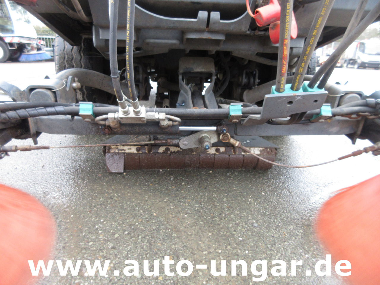 Hako Citymaster 4x4 CM1250 Knicklenkung Kehrmaschine streetsweper Kommunalfahrzeug - Vozilo za pometanje: slika 3 Hako Citymaster 4x4 CM1250 Knicklenkung Kehrmaschine streetsweper Kommunalfahrzeug - Vozilo za pometanje: slika 3