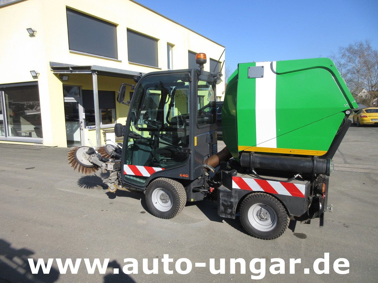 Holder X40 / X45 Baujahr 2017 Knicklenkung Kehraufbau 4x4 Kommunalhydraulik Frontheber - Vozilo za pometanje: slika 5 Holder X40 / X45 Baujahr 2017 Knicklenkung Kehraufbau 4x4 Kommunalhydraulik Frontheber - Vozilo za pometanje: slika 5