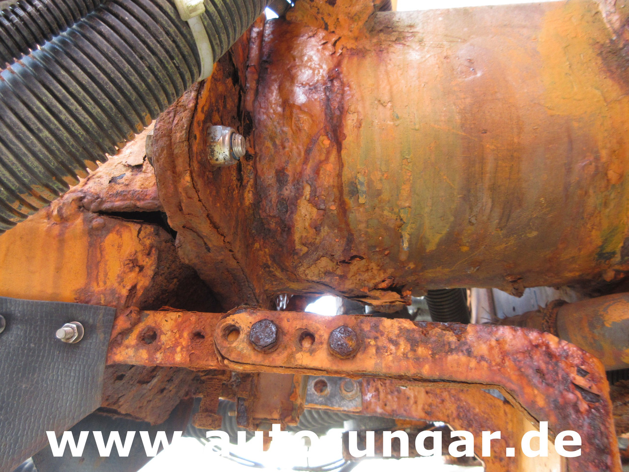 Küpper-Weisser STA80 W12H 1.2m³ Salzstreuer + Sole - Komunalno/ Posebno vozilo: slika 5 Küpper-Weisser STA80 W12H 1.2m³ Salzstreuer + Sole - Komunalno/ Posebno vozilo: slika 5