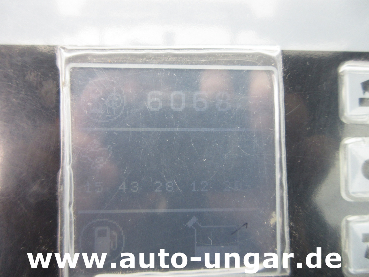 Komunalno/ Posebno vozilo Multicar Tremo X56 4x4 Euro 5 Bj. 2015 Trilety TXK Kehr-Aufbau Motorschaden: slika 17 Komunalno/ Posebno vozilo Multicar Tremo X56 4x4 Euro 5 Bj. 2015 Trilety TXK Kehr-Aufbau Motorschaden: slika 17