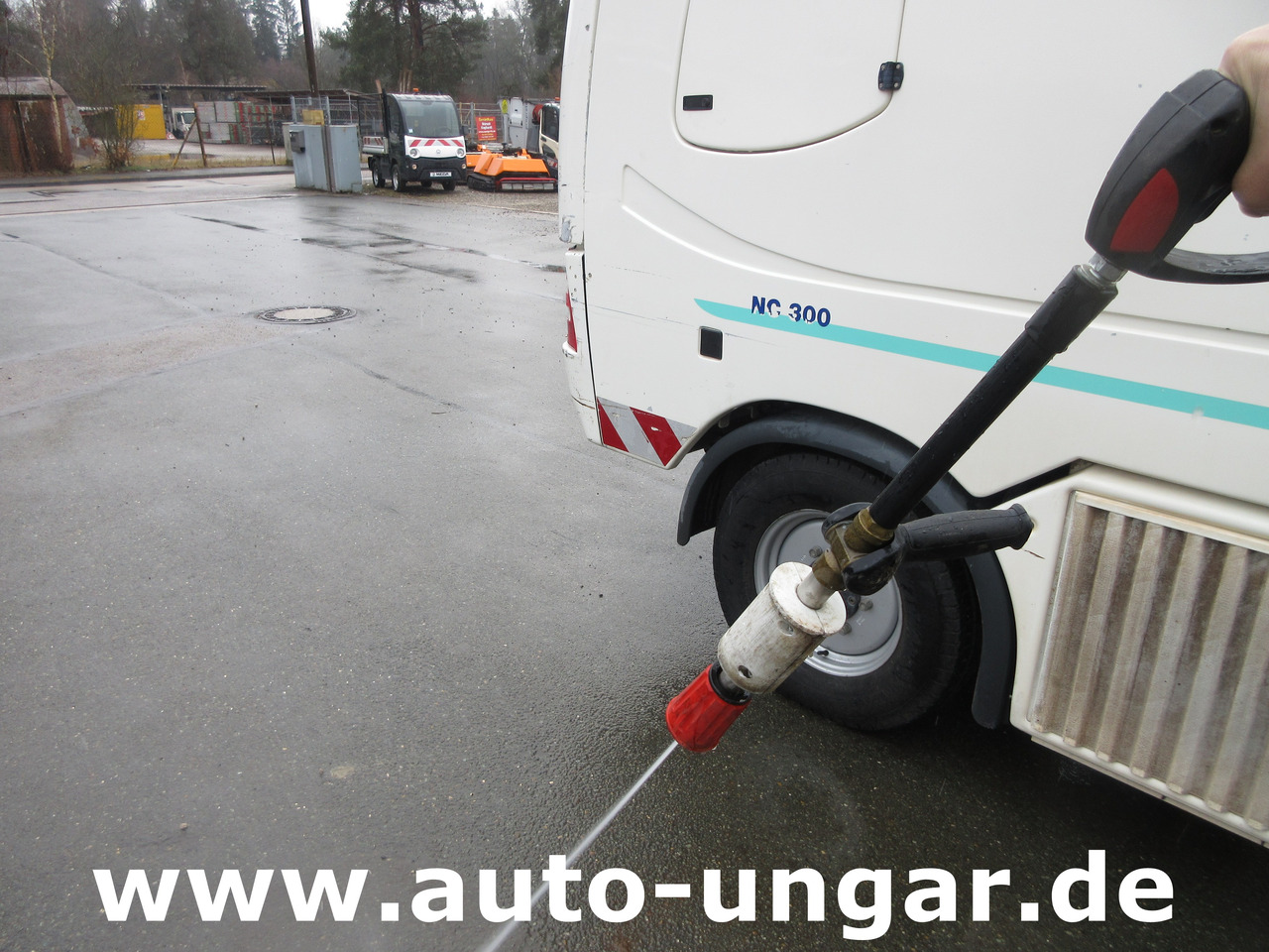 Multicar Tremo X56 4x4x4 CMAR NC300 Schwemmfahrzeug Bj. 2014 EU5 Hochdruck - Komunalno/ Posebno vozilo: slika 2 Multicar Tremo X56 4x4x4 CMAR NC300 Schwemmfahrzeug Bj. 2014 EU5 Hochdruck - Komunalno/ Posebno vozilo: slika 2