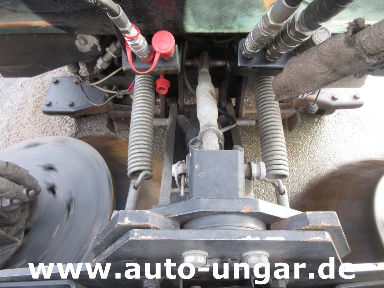 Nilfisk CR3500 Geräteträger Kommunalfahrzeug 4x4 Kehrmaschine Schmidt Flexigo - Vozilo za pometanje: slika 4 Nilfisk CR3500 Geräteträger Kommunalfahrzeug 4x4 Kehrmaschine Schmidt Flexigo - Vozilo za pometanje: slika 4