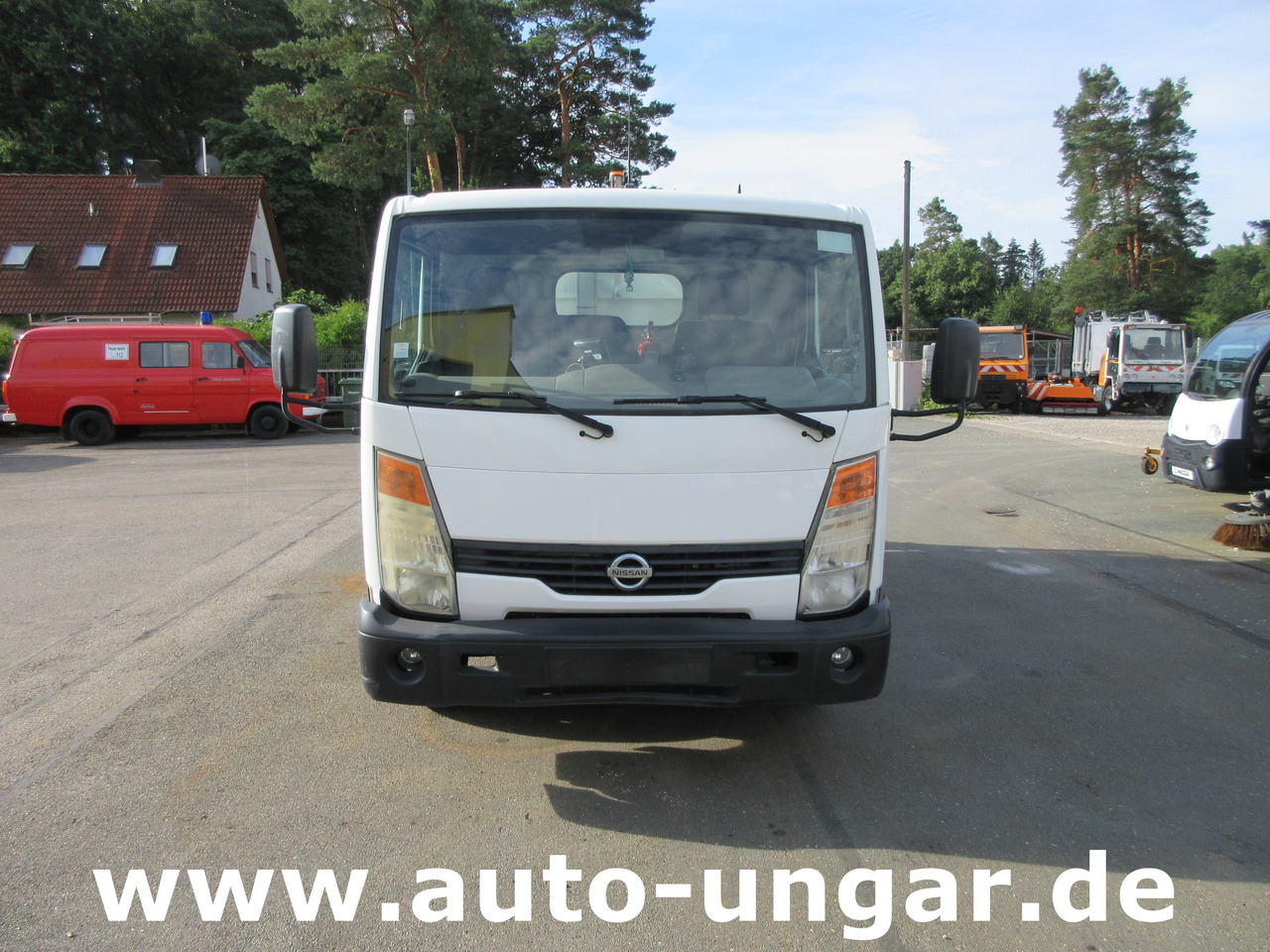 Nissan Cabstar 35.14 Mecagil Lebon Müllwagen BOM Garbage Truck 3.500kg - Smetarski tovornjak: slika 2 Nissan Cabstar 35.14 Mecagil Lebon Müllwagen BOM Garbage Truck 3.500kg - Smetarski tovornjak: slika 2
