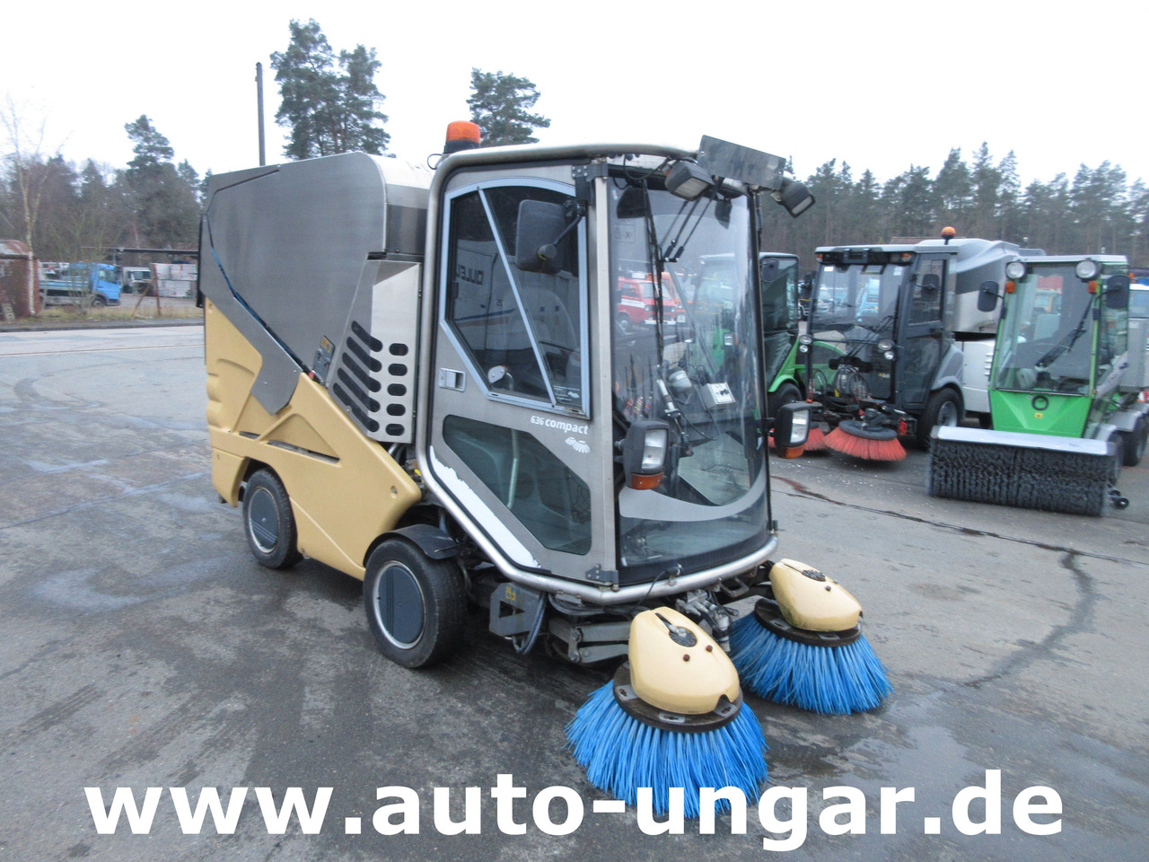 TENNANT Applied 636 HS Green Machine 4x4 Kehrmaschine - Vozilo za pometanje: slika 1 TENNANT Applied 636 HS Green Machine 4x4 Kehrmaschine - Vozilo za pometanje: slika 1