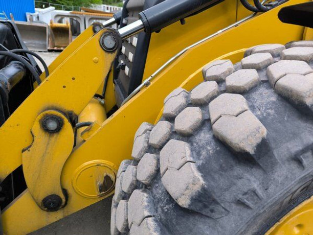 Caterpillar 444F - Bager nakladalec: slika 3 Caterpillar 444F - Bager nakladalec: slika 3