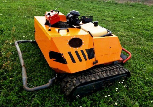 KommTek/NIKO - RoboFlail ONE (700kg/122cm profi) - Vrtna kosilnica: slika 2 KommTek/NIKO - RoboFlail ONE (700kg/122cm profi) - Vrtna kosilnica: slika 2