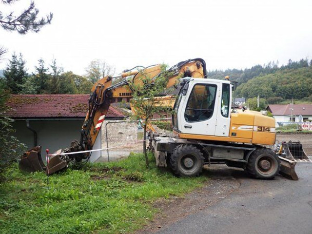 Liebherr A 314 - Bager na kolesih: slika 2 Liebherr A 314 - Bager na kolesih: slika 2