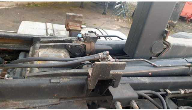 Kotalni prekucni tovornjak MAN TGA 26.460: slika 19