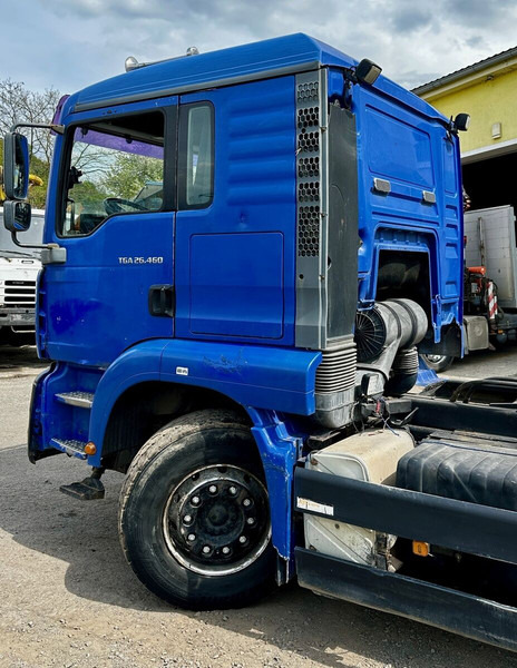 Kotalni prekucni tovornjak MAN TGA 26.460: slika 9