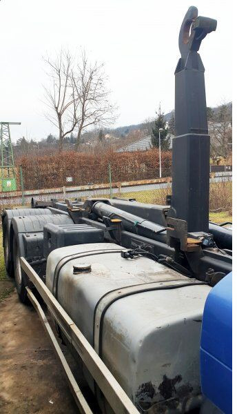 Kotalni prekucni tovornjak MAN TGA 26.460: slika 12