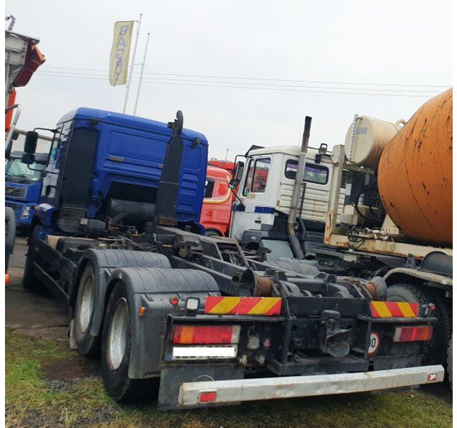 Kotalni prekucni tovornjak MAN TGA 26.460: slika 11