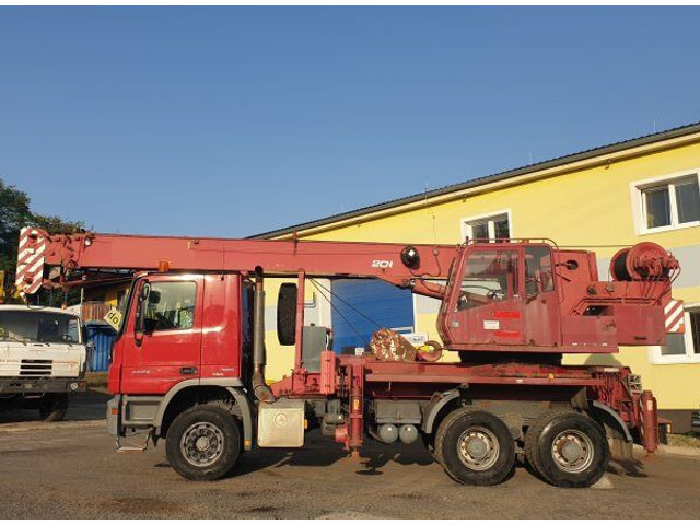 Mercedes-Benz 6x4 Actros 3332K +20t (ČKD) AD 20.2 - Paletno dvigalo: slika 2 Mercedes-Benz 6x4 Actros 3332K +20t (ČKD) AD 20.2 - Paletno dvigalo: slika 2