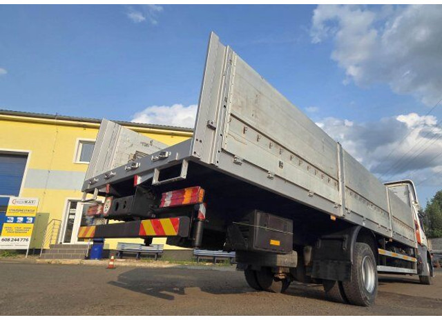 Mercedes-Benz Axor 1824 - Tovornjak s kesonom, Tovornjak z dvigalom: slika 4 Mercedes-Benz Axor 1824 - Tovornjak s kesonom, Tovornjak z dvigalom: slika 4