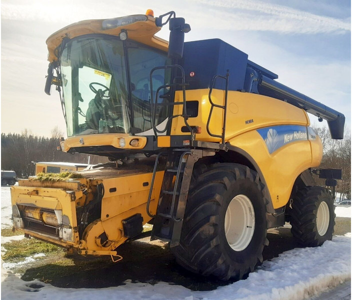 New Holland CR 980 (351) +BISO: VX 750 Crop Ranger +CX100 - Kombajn harvester: slika 2 New Holland CR 980 (351) +BISO: VX 750 Crop Ranger +CX100 - Kombajn harvester: slika 2