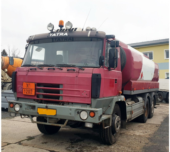 Tatra 6x6 T815 ADR 17m3 - Tovornjak cisterna: slika 2 Tatra 6x6 T815 ADR 17m3 - Tovornjak cisterna: slika 2