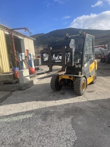 JCB TLT30D - Diesel viličar: slika 1 JCB TLT30D - Diesel viličar: slika 1