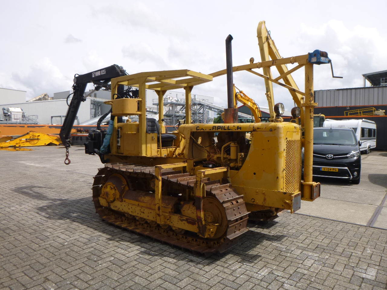 CATERPILLAR D4D - Polagalec cevi: slika 5 CATERPILLAR D4D - Polagalec cevi: slika 5
