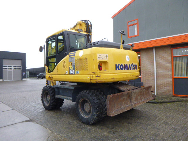 KOMATSU PW140-7 - Bager na kolesih: slika 3 KOMATSU PW140-7 - Bager na kolesih: slika 3
