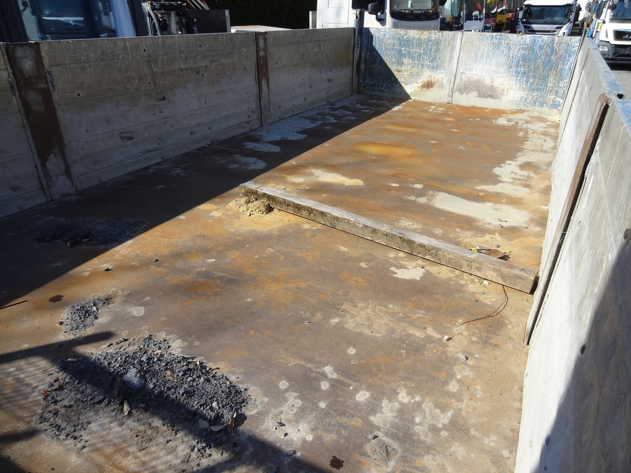 Tovornjak prekucnik, Tovornjak z dvigalom Iveco Trakker AD340T41 8X4 Kipper Kran Palfinger 23002: slika 13